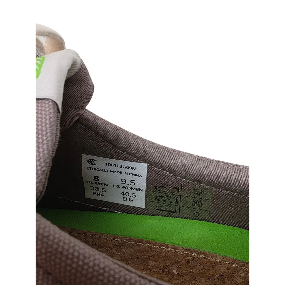 Cariuma OCA Low Sneakers W 9.5 /M 8 Canvas Skateboarding Shoes